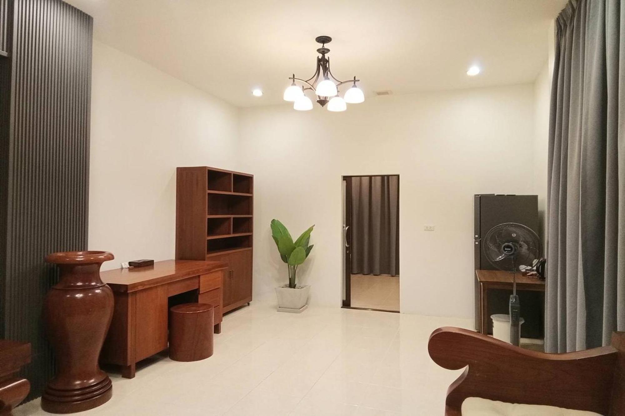 Sanaepatan Home Resort - เสน่ห์ป่าตาล โฮม รีสอร์ต Ban Buak Khang Zewnętrze zdjęcie